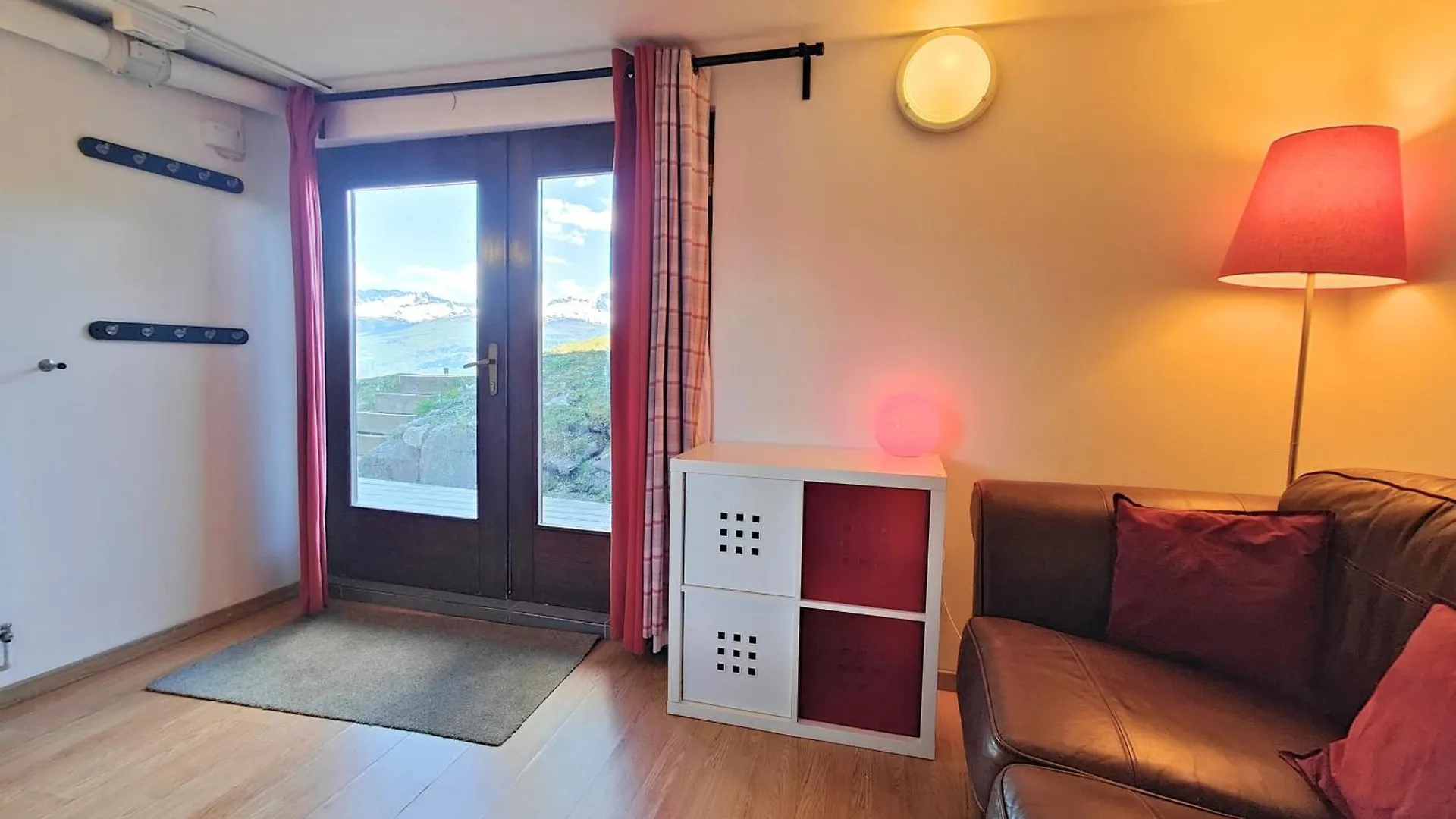 Petit Mont Blanc Guest House Peisey-Nancroix Francja